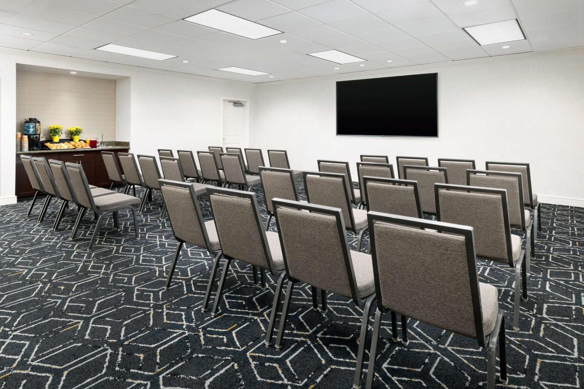 Homewood Suites By Hilton Portsmouth Esterno foto